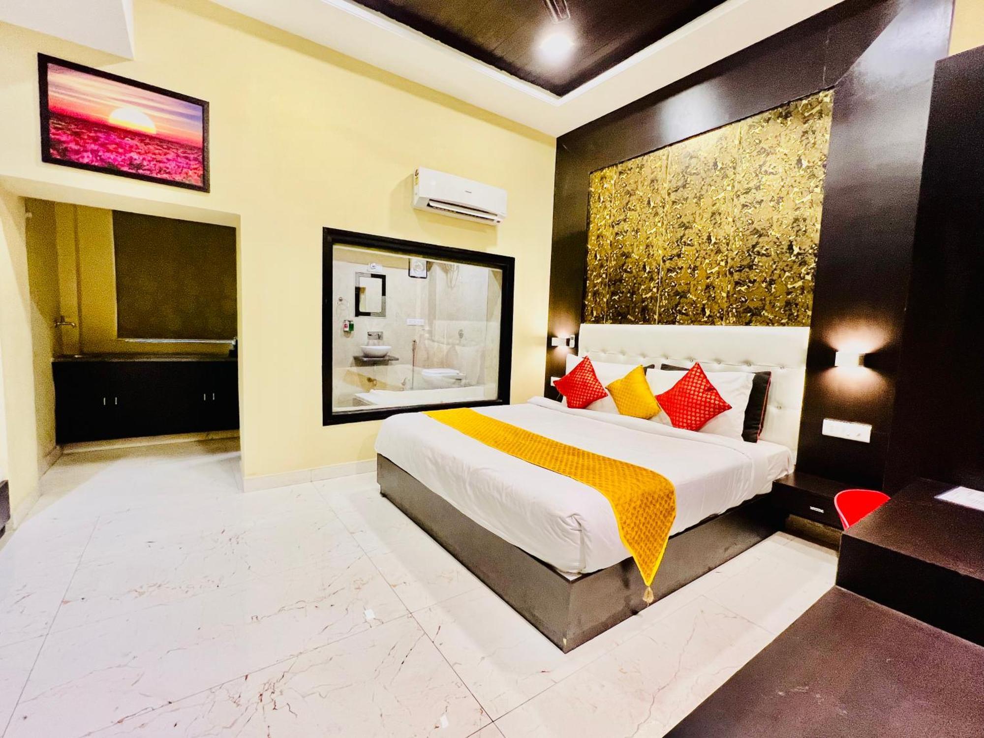 Hotel Grand Bhagwat, أُودايبور المظهر الخارجي الصورة