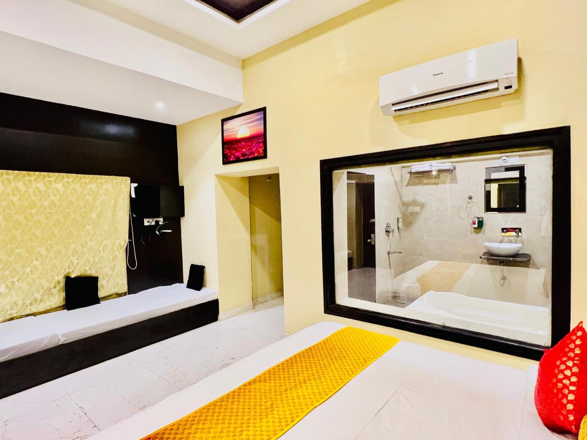 Hotel Grand Bhagwat, أُودايبور المظهر الخارجي الصورة