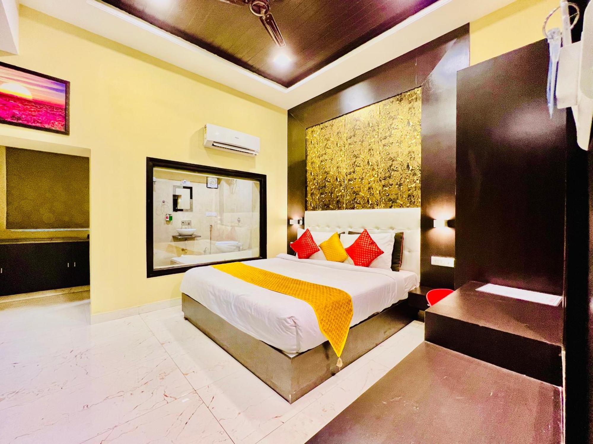 Hotel Grand Bhagwat, أُودايبور المظهر الخارجي الصورة