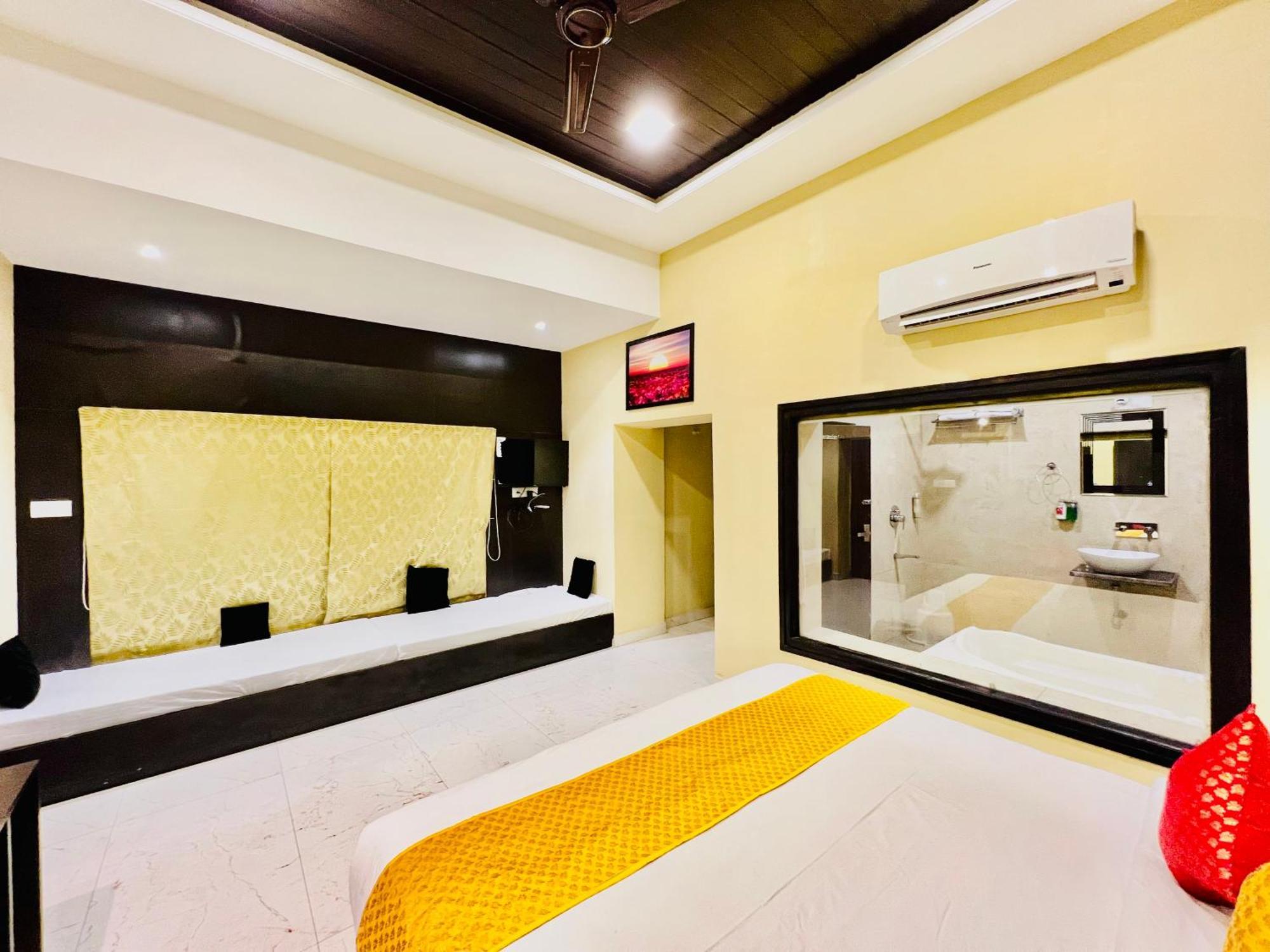 Hotel Grand Bhagwat, أُودايبور المظهر الخارجي الصورة