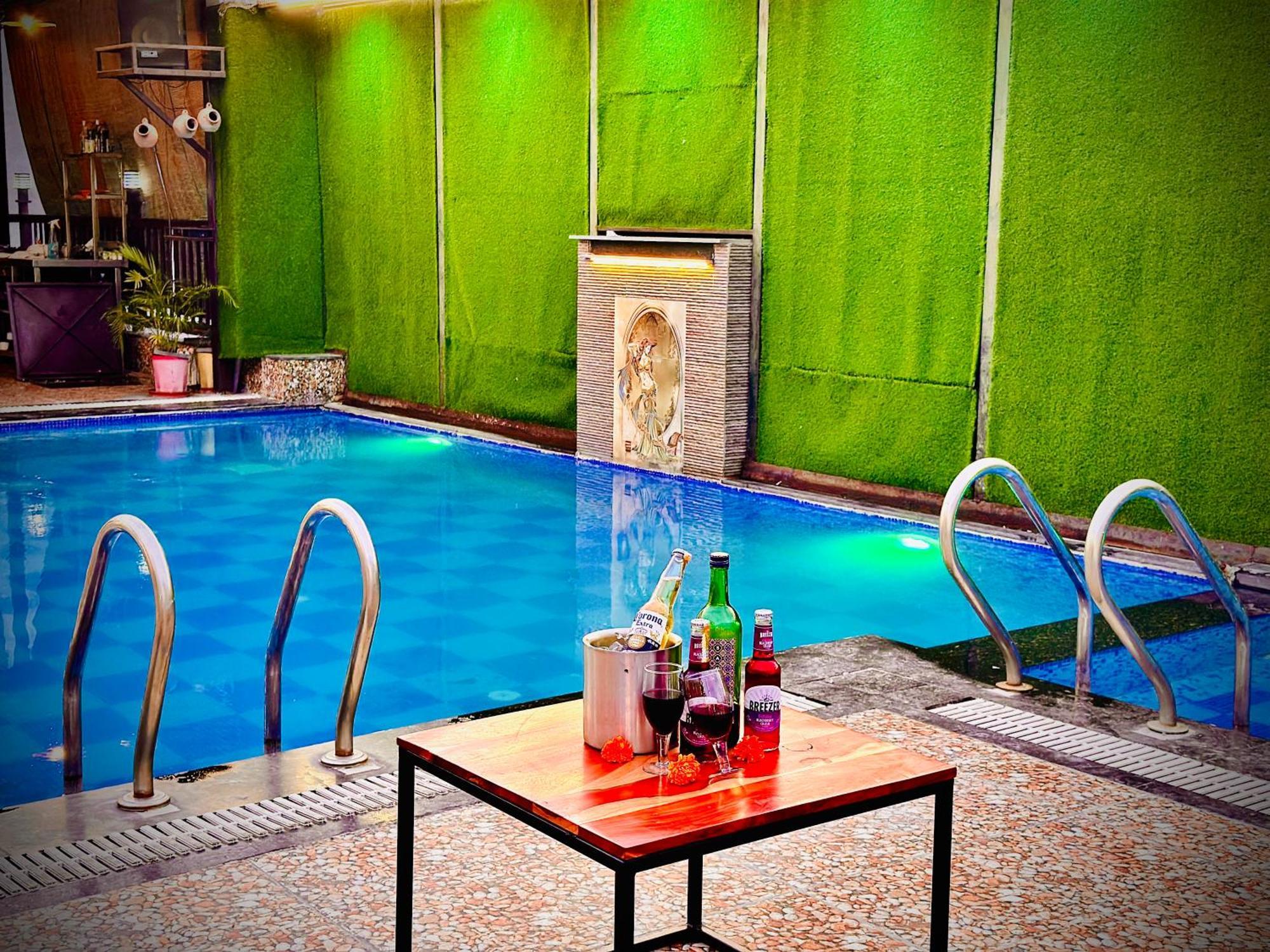 Hotel Grand Bhagwat, أُودايبور المظهر الخارجي الصورة